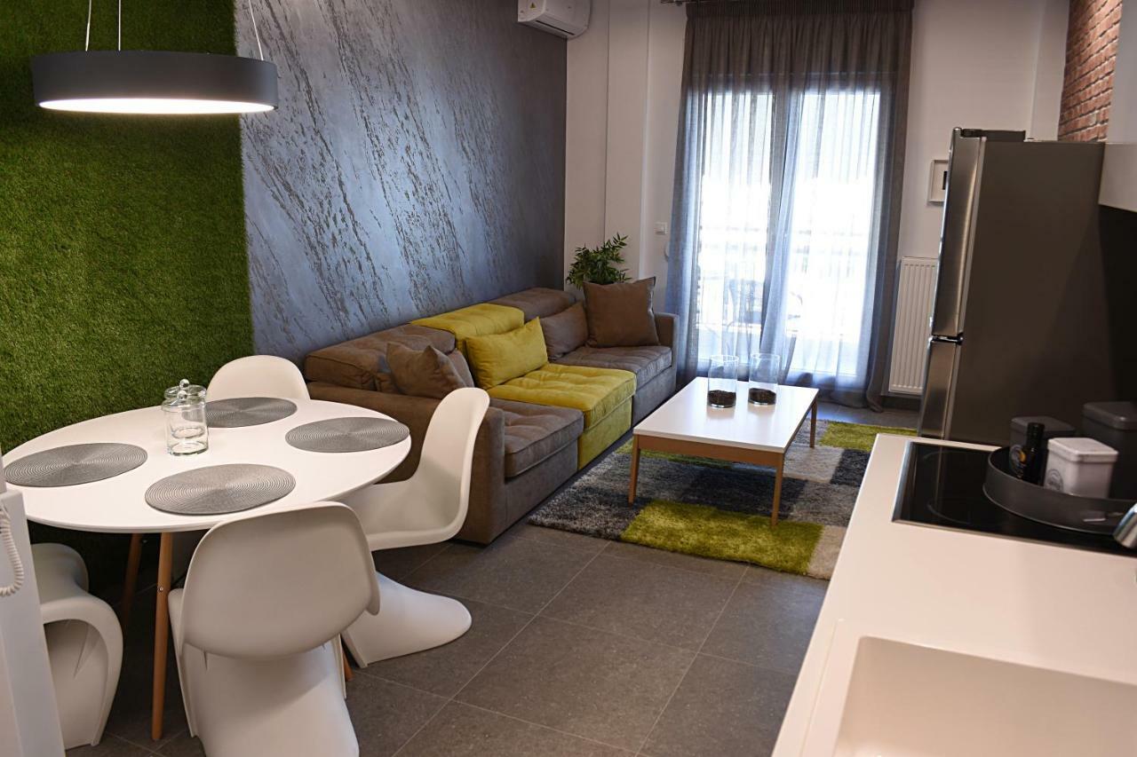 Comely N Gusto Luxury Apts. Apartment Thessaloniki